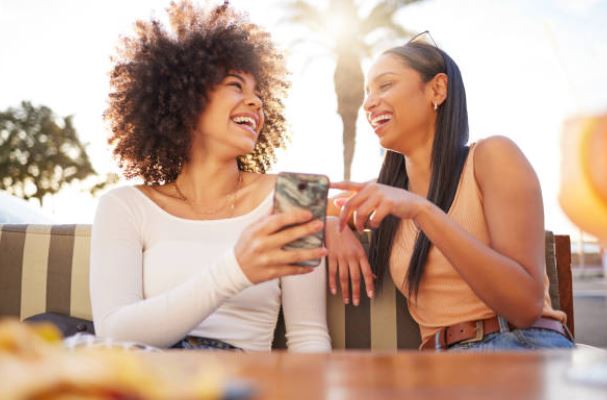 8 things only best friends can relate to - Haybo Wena SA