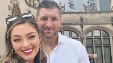 Demi-Leigh Tebow celebrates her hubby, Tim after launching his devotional book - Haybo Wena SA