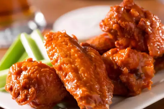 How to make restaurant-style chicken wings for your next party - Haybo Wena SA