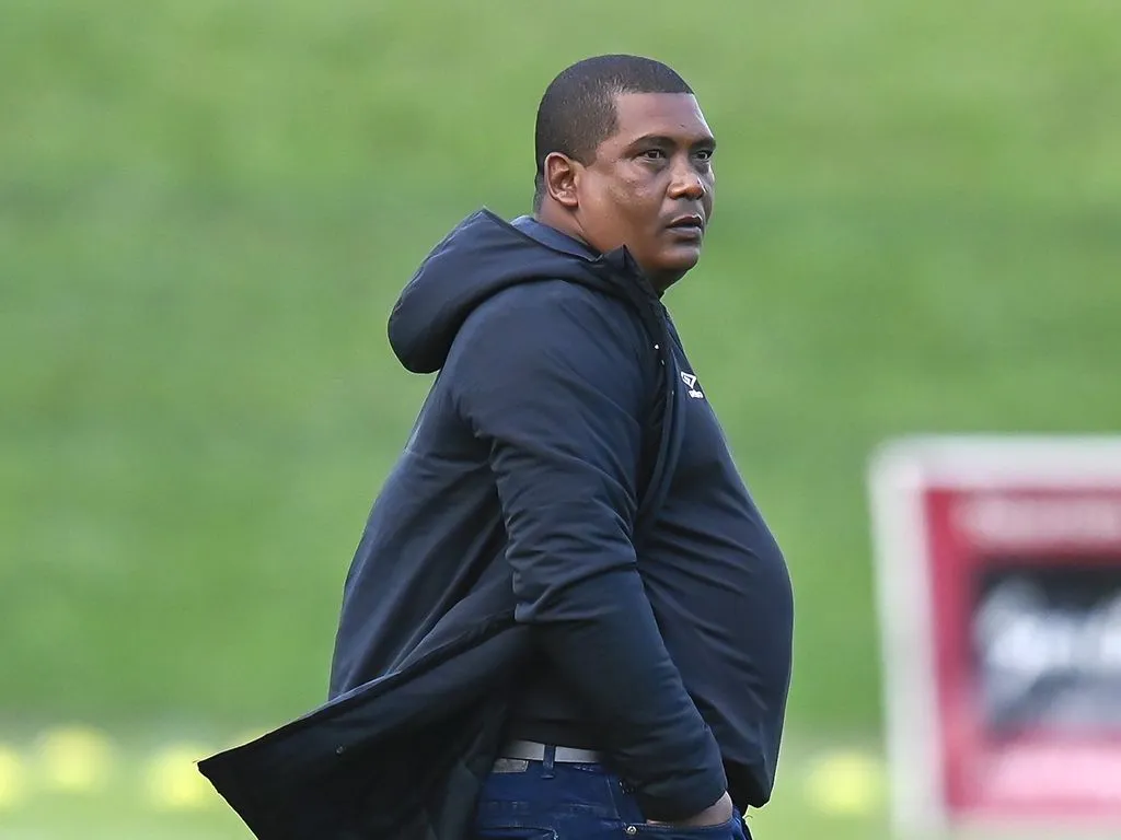 Chippa's New Coach Faces Kaizer Chiefs Test