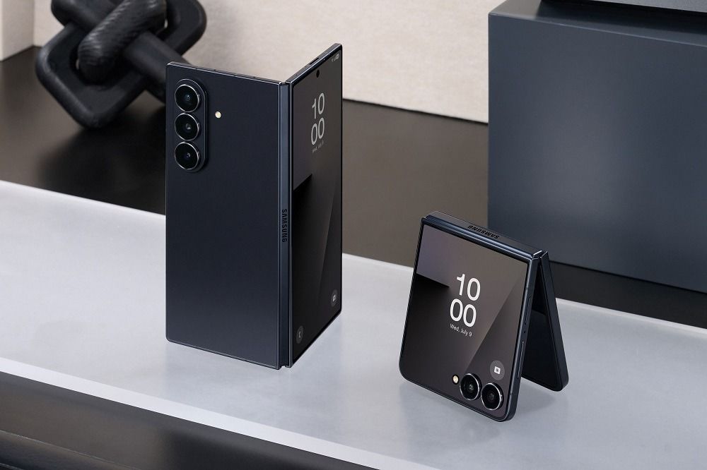 Smartphone Shipments Dropped 6% and the Industry Is Leaving Budget Buyers Behind Smartphone Shipments Dropped 6% and the Industry Is Leaving Budget Buyers Behind